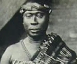 YAA ASANTEWAA, la protectrice du Trône d&rsquo;Or