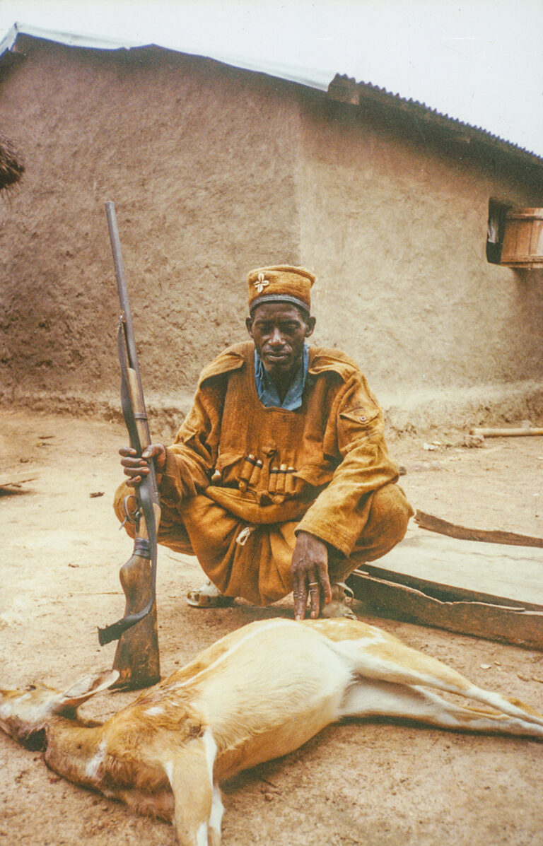 Sanen et Kontron: Les ancêtres des chasseurs